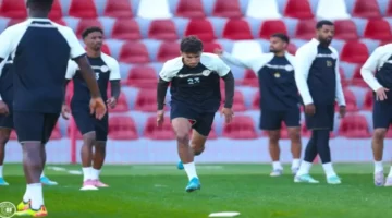 اللقاء المنتظر: ضمك يختبر قوى الاتفاق الليلة بدوري روشن